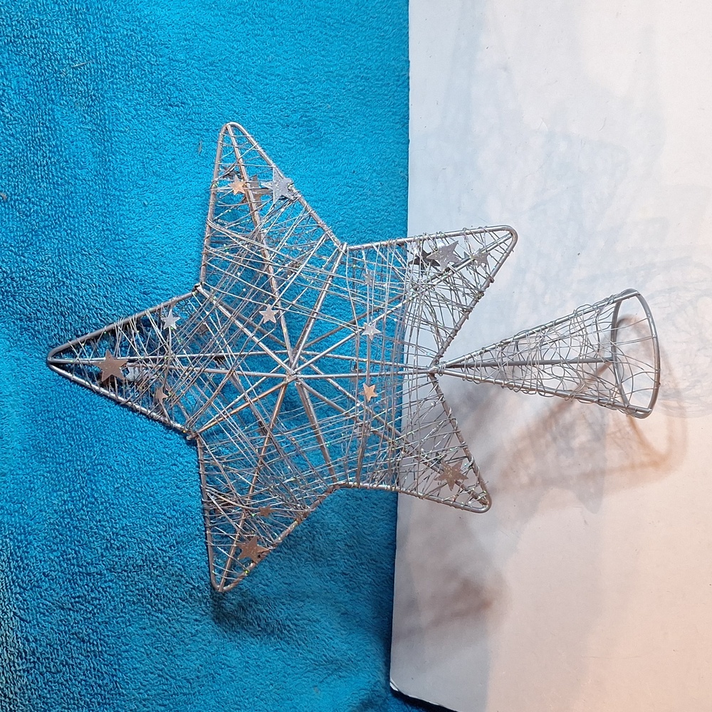 Star Christmas Tree Topper - metal with wire and sparkles